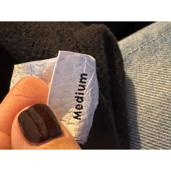 Sp5der hoodie worn once - Picture 5 of 8